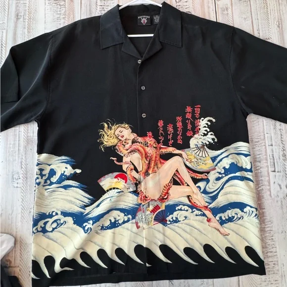 Men’s 7 Diamonds Hawaiian Button-Down - Picture 1 of 8